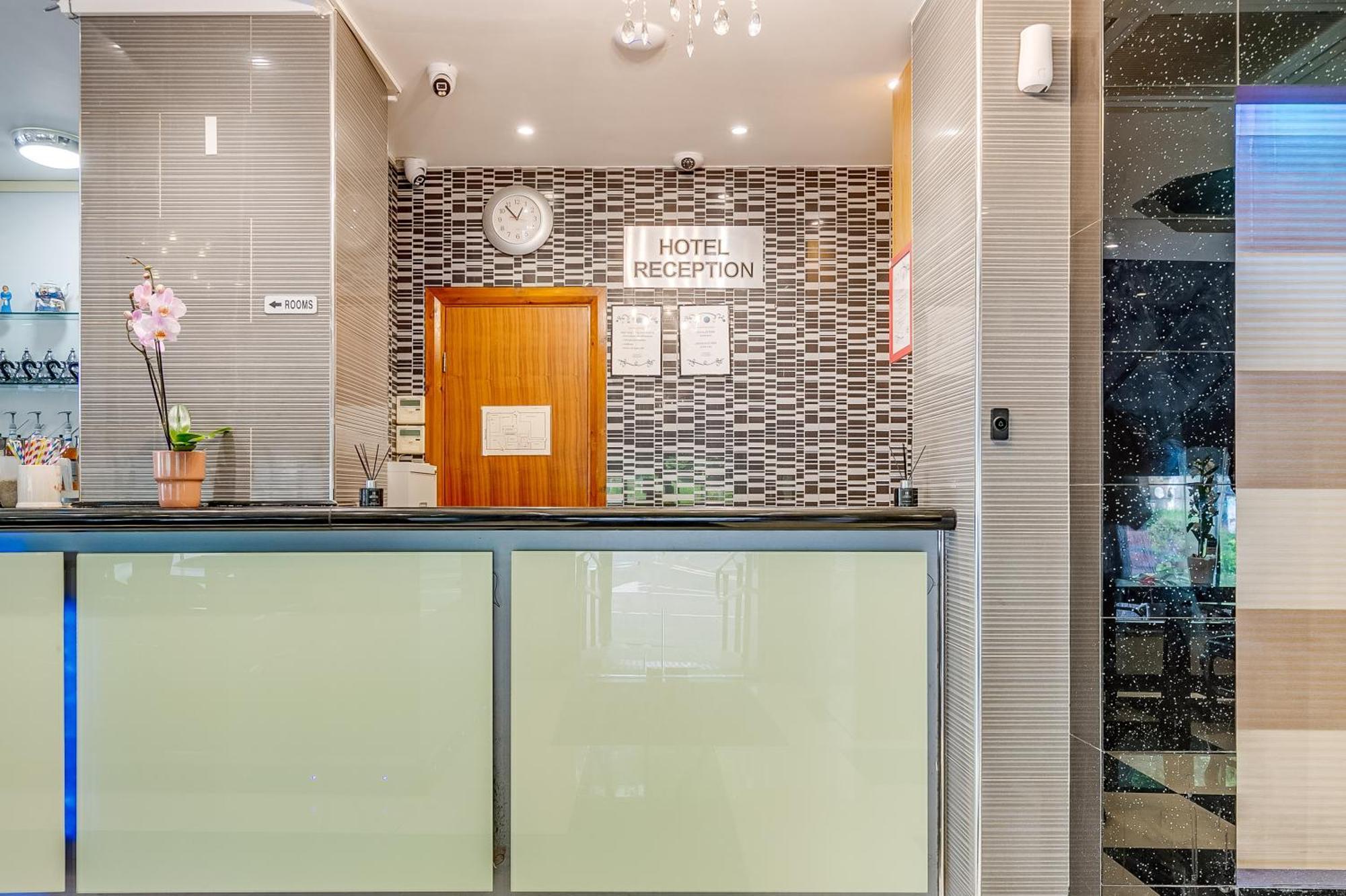 London Star Hotel Экстерьер фото